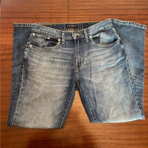 Lucky Brand Jeans 223 / Like new !